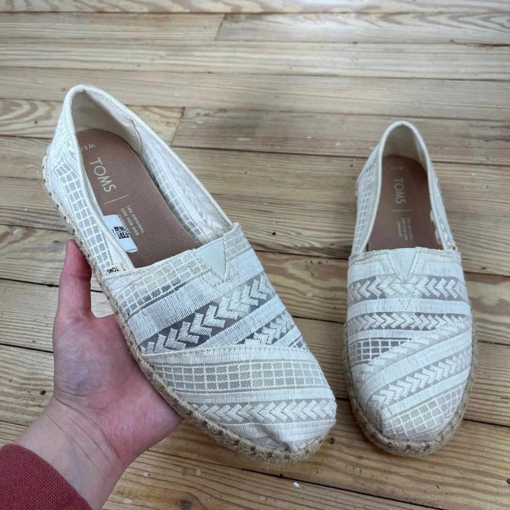 TOMS White Geometric Embroidered Mesh Alpargata Espadrille Flats Womens 8.5